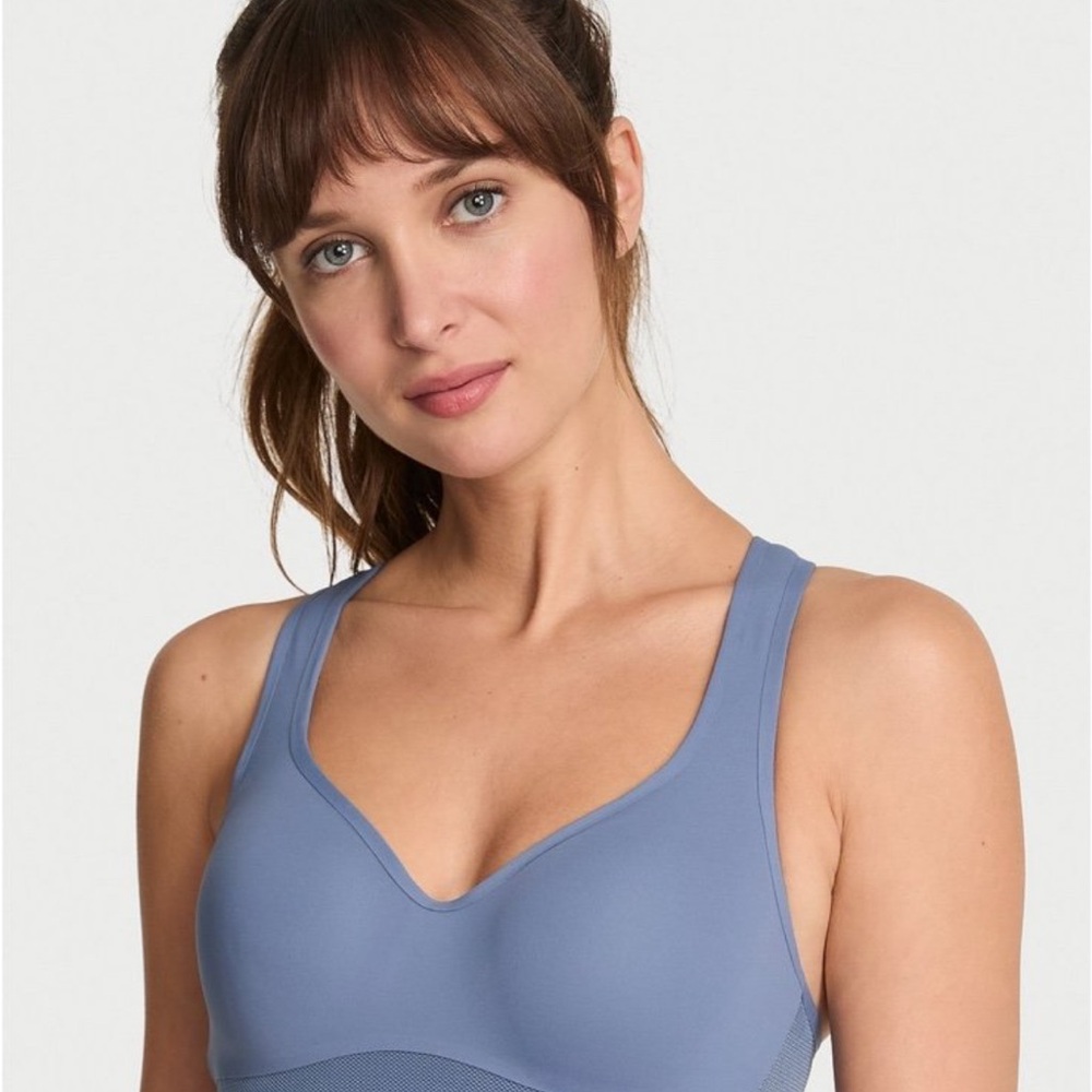 Victoria's Secret Incredible Max Blue Sports Bra (32D)